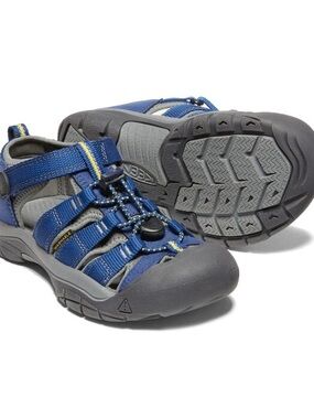 Keen Kids Blue and Gray Closed-Toe Hiking Sandals